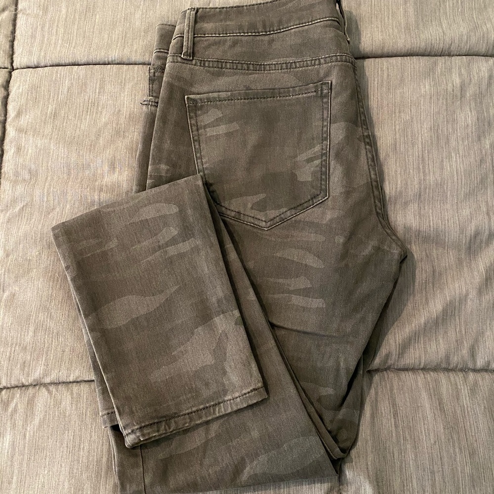 Express Camo Jean Legging NWOT